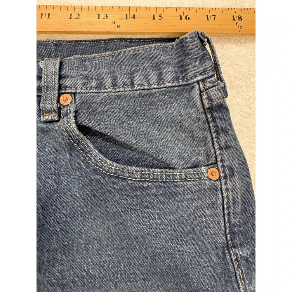 Levis 501 Jeans Mens 33x32 Blue Distressed Denim Straight Leg Button Fly